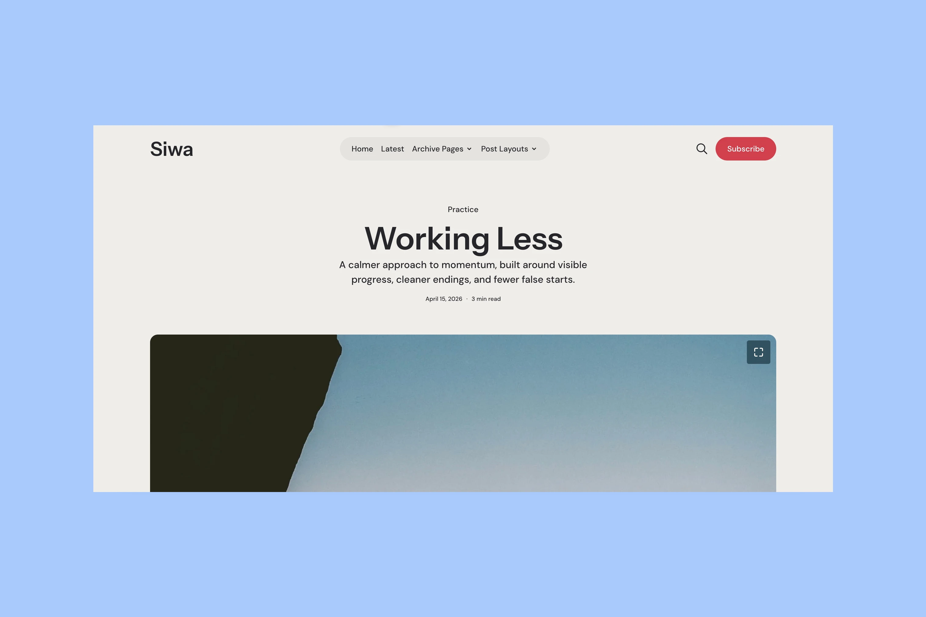 Siwa default article opening with title, excerpt, date, and feature image