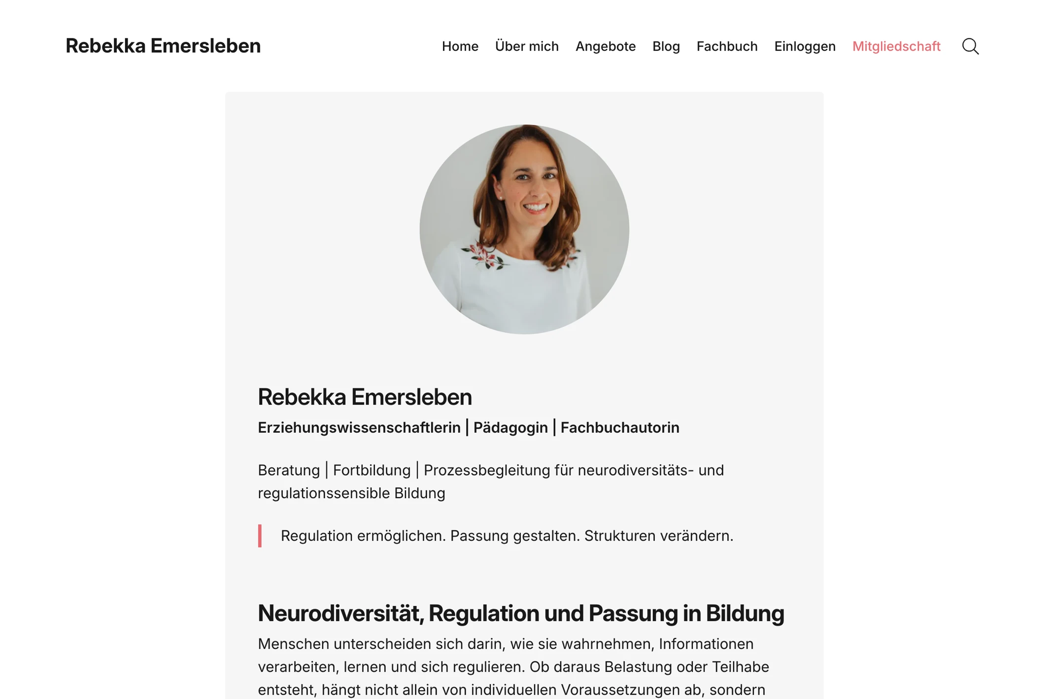 Screenshot of Rebekka Emersleben — Ghost theme website
